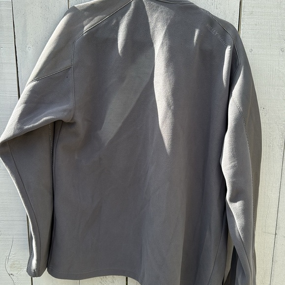 Men’s L Helly Hansen fleece with cool vented accent fabric. - Picture 5 of 7